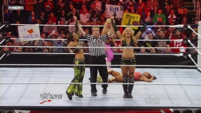 WWE_Raw_01_31_11_Eve_Natalya_vs_Michelle_McCool_Layla_720p_AC3_5_1_x264_mkv_000301367.jpg