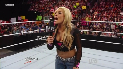 WWE_Raw_10_11_10_Natayla_Michelle_McCool_Layla_Segment_720p_AC3_5_1_x264_mkv_000044477.jpg