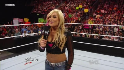 WWE_Raw_10_11_10_Natayla_Michelle_McCool_Layla_Segment_720p_AC3_5_1_x264_mkv_000046913.jpg