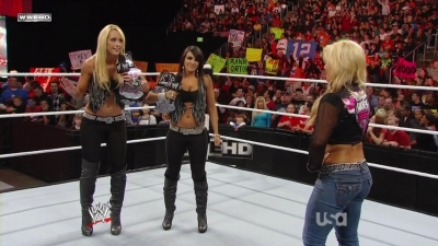 WWE_Raw_10_11_10_Natayla_Michelle_McCool_Layla_Segment_720p_AC3_5_1_x264_mkv_000155054.jpg