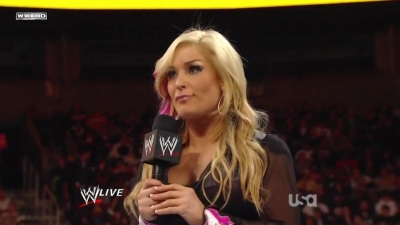 WWE_Raw_10_11_10_Natayla_Michelle_McCool_Layla_Segment_720p_AC3_5_1_x264_mkv_000170036.jpg