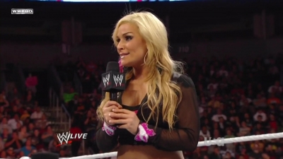 WWE_Raw_10_11_10_Natayla_Michelle_McCool_Layla_Segment_720p_AC3_5_1_x264_mkv_000181047.jpg