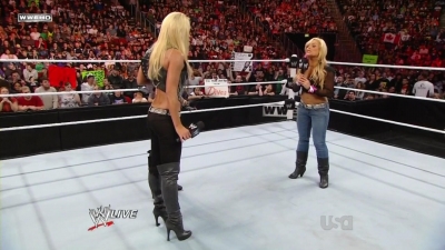 WWE_Raw_10_11_10_Natayla_Michelle_McCool_Layla_Segment_720p_AC3_5_1_x264_mkv_000187954.jpg