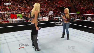 WWE_Raw_10_11_10_Natayla_Michelle_McCool_Layla_Segment_720p_AC3_5_1_x264_mkv_000189122.jpg