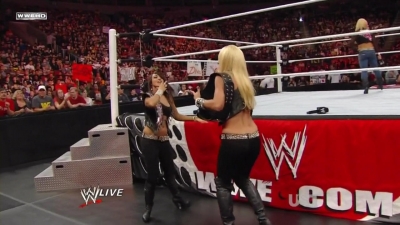 WWE_Raw_10_11_10_Natayla_Michelle_McCool_Layla_Segment_720p_AC3_5_1_x264_mkv_000256956.jpg