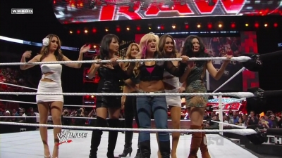 WWE_Raw_10_11_10_Natayla_Michelle_McCool_Layla_Segment_720p_AC3_5_1_x264_mkv_000346011.jpg