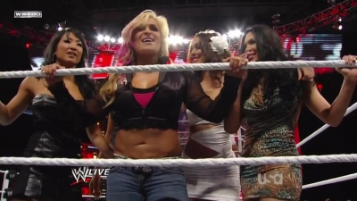 WWE_Raw_10_11_10_Natayla_Michelle_McCool_Layla_Segment_720p_AC3_5_1_x264_mkv_000351083.jpg