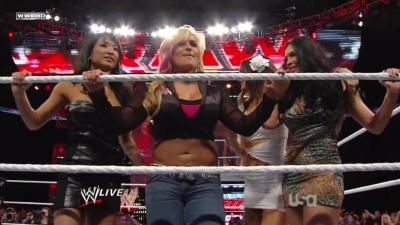 WWE_Raw_10_11_10_Natayla_Michelle_McCool_Layla_Segment_720p_AC3_5_1_x264_mkv_000351617.jpg