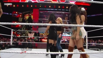 WWE_Raw_10_11_10_Natayla_Michelle_McCool_Layla_Segment_720p_AC3_5_1_x264_mkv_000355288.jpg