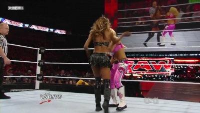 WWE_Raw_10_04_10_Natalya_vs_Alicia_Fox_720p_AC3_5_1_x264_mkv_000009576.jpg