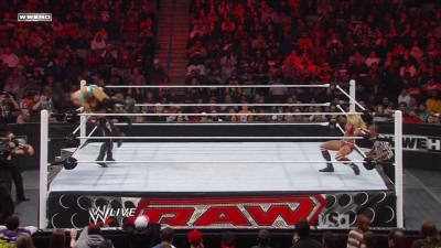 WWE_Raw_12_13_10_Diva_Battle_Royal_720p_AC3_5_1_x264_mkv_000332165.jpg
