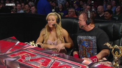 WWE_Raw_02_07_11_Six_Diva_Tag_Match_720p_AC3_5_1_x264_mkv_000053353.jpg