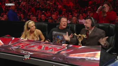 WWE_Raw_02_07_11_Six_Diva_Tag_Match_720p_AC3_5_1_x264_mkv_000085218.jpg