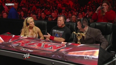 WWE_Raw_02_07_11_Six_Diva_Tag_Match_720p_AC3_5_1_x264_mkv_000086085.jpg