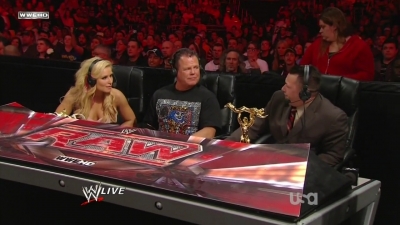 WWE_Raw_02_07_11_Six_Diva_Tag_Match_720p_AC3_5_1_x264_mkv_000092892.jpg