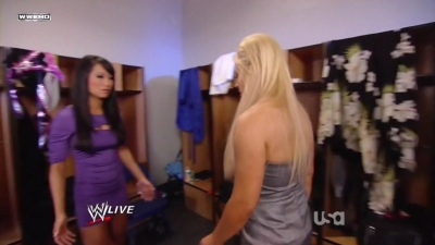 aWWE_Raw_04_11_11_Divas_BackStage_720p_AC3_5_1_x264_mkv_000027227.jpg