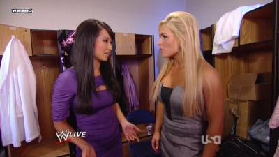 aWWE_Raw_04_11_11_Divas_BackStage_720p_AC3_5_1_x264_mkv_000031231.jpg