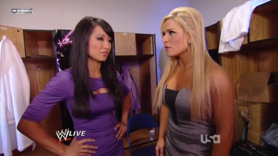 aWWE_Raw_04_11_11_Divas_BackStage_720p_AC3_5_1_x264_mkv_000033900.jpg