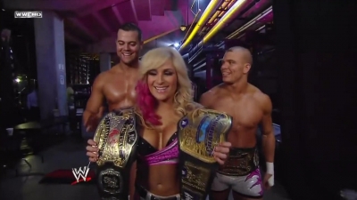 WWE_Raw_05_03_10_Natalya_720p_AC3_5_1_x264_mkv_000000800.jpg
