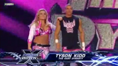 smackdown112009tysonwnatalyavsmysterio_mp4_000110076.jpg