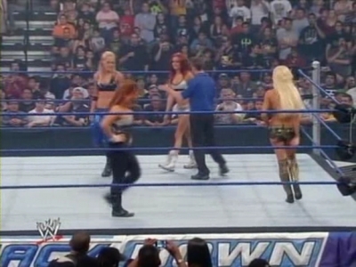 WWE_SmackDown_10_24_08_Michelle_McCool_Maria_vs_Natalya_Maryse_PDTV_XviD_avi_000040540.jpg
