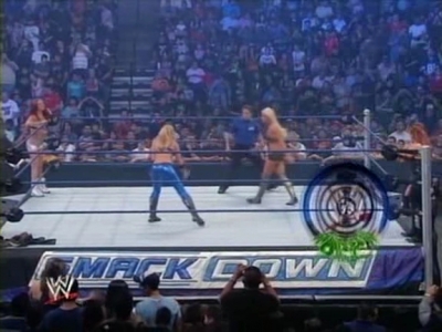 WWE_SmackDown_10_24_08_Michelle_McCool_Maria_vs_Natalya_Maryse_PDTV_XviD_avi_000052085.jpg