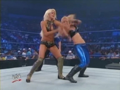 WWE_SmackDown_10_24_08_Michelle_McCool_Maria_vs_Natalya_Maryse_PDTV_XviD_avi_000056423.jpg
