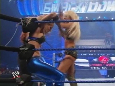 WWE_SmackDown_10_24_08_Michelle_McCool_Maria_vs_Natalya_Maryse_PDTV_XviD_avi_000120753.jpg