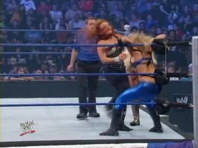 WWE_SmackDown_10_24_08_Michelle_McCool_Maria_vs_Natalya_Maryse_PDTV_XviD_avi_000123389.jpg