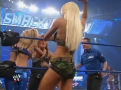 WWE_SmackDown_10_24_08_Michelle_McCool_Maria_vs_Natalya_Maryse_PDTV_XviD_avi_000132031.jpg