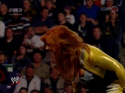 SD_10-10-08_Brie_Bella_vs_Natalya_w-Victoria_avi_000064080.jpg