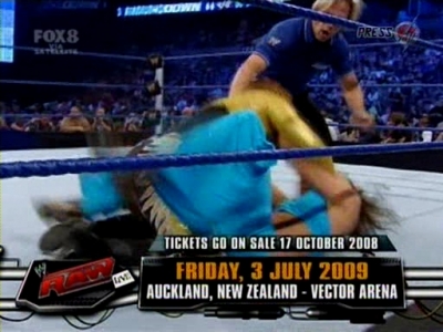 SD_10-10-08_Brie_Bella_vs_Natalya_w-Victoria_avi_000077600.jpg
