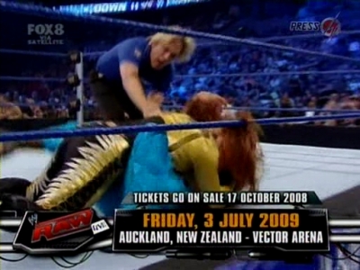 SD_10-10-08_Brie_Bella_vs_Natalya_w-Victoria_avi_000078600.jpg
