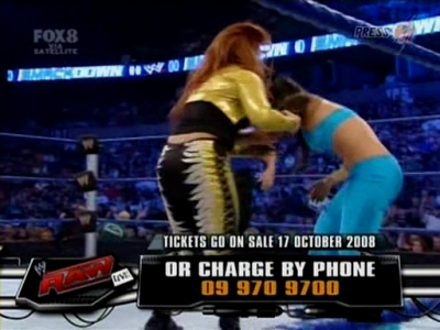 SD_10-10-08_Brie_Bella_vs_Natalya_w-Victoria_avi_000091760.jpg