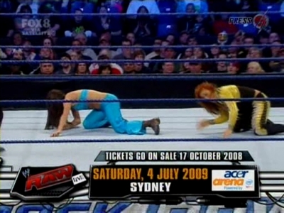 SD_10-10-08_Brie_Bella_vs_Natalya_w-Victoria_avi_000102480.jpg
