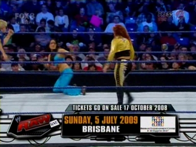 SD_10-10-08_Brie_Bella_vs_Natalya_w-Victoria_avi_000104720.jpg