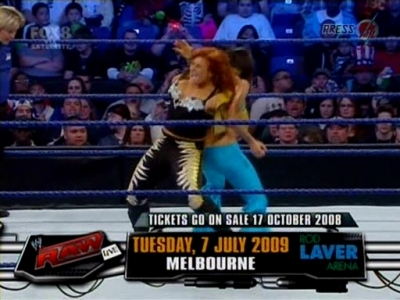 SD_10-10-08_Brie_Bella_vs_Natalya_w-Victoria_avi_000118520.jpg