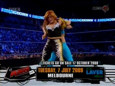 SD_10-10-08_Brie_Bella_vs_Natalya_w-Victoria_avi_000123840.jpg