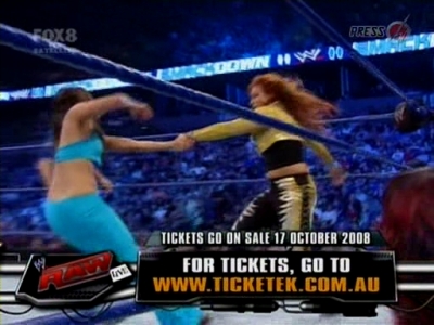 SD_10-10-08_Brie_Bella_vs_Natalya_w-Victoria_avi_000137200.jpg
