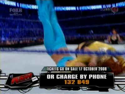 SD_10-10-08_Brie_Bella_vs_Natalya_w-Victoria_avi_000146160.jpg