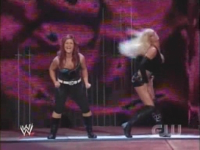 SD_07-11-08_Natalya-Maryse_vs_Michelle-Cherry_avi_000011411.jpg