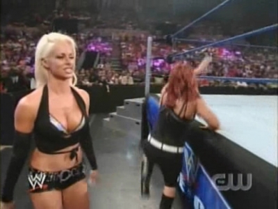 SD_07-11-08_Natalya-Maryse_vs_Michelle-Cherry_avi_000025125.jpg