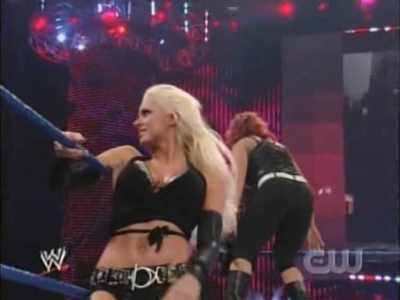 SD_07-11-08_Natalya-Maryse_vs_Michelle-Cherry_avi_000037203.jpg