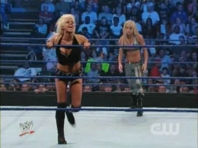 SD_07-11-08_Natalya-Maryse_vs_Michelle-Cherry_avi_000116683.jpg