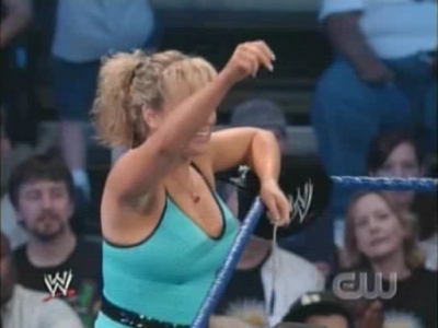 SD_07-11-08_Natalya-Maryse_vs_Michelle-Cherry_avi_000127594.jpg