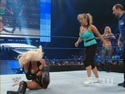 SD_07-11-08_Natalya-Maryse_vs_Michelle-Cherry_avi_000140840.jpg