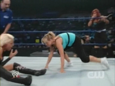 SD_07-11-08_Natalya-Maryse_vs_Michelle-Cherry_avi_000146312.jpg