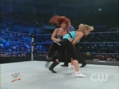 SD_07-11-08_Natalya-Maryse_vs_Michelle-Cherry_avi_000158158.jpg