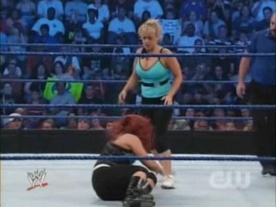 SD_07-11-08_Natalya-Maryse_vs_Michelle-Cherry_avi_000163163.jpg