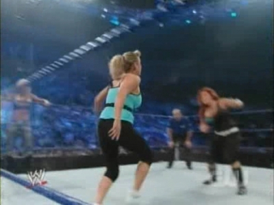 SD_07-11-08_Natalya-Maryse_vs_Michelle-Cherry_avi_000173506.jpg